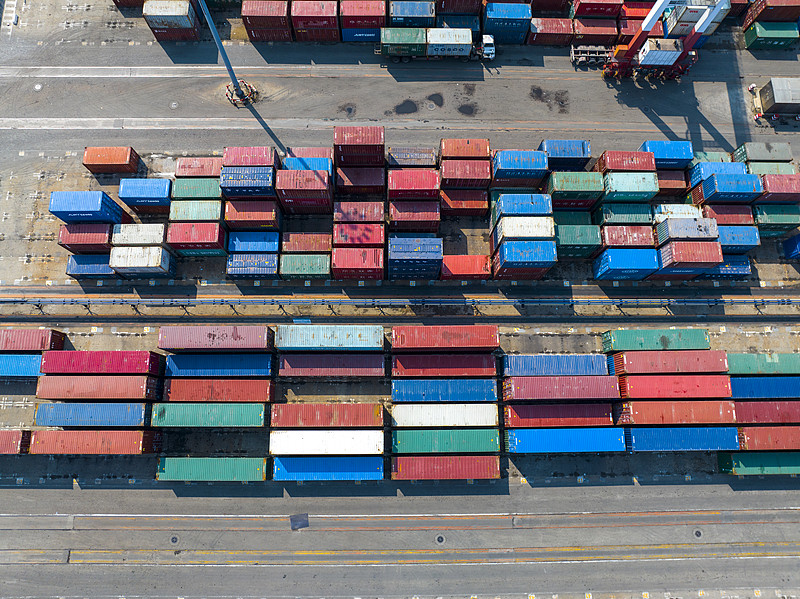 上海市到羅馬尼亞——胡內(nèi)多阿拉城市物流配送合作