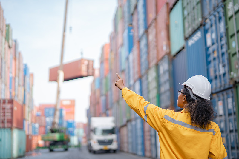 商品珠寶經北京市選擇海運運送到達埃及——法尤姆