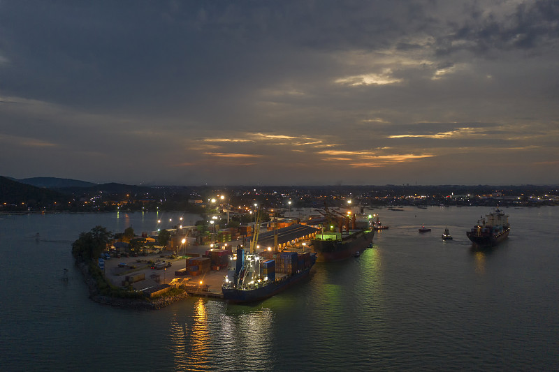 商品咖啡器具(咖啡機、咖啡杯、過濾器)經安慶市采用輪船運送到達亞美尼亞——阿博維揚 商品咖啡器具(咖啡機、咖啡杯、過濾器)經安慶市采用輪船運送到達亞美尼亞——阿博維揚