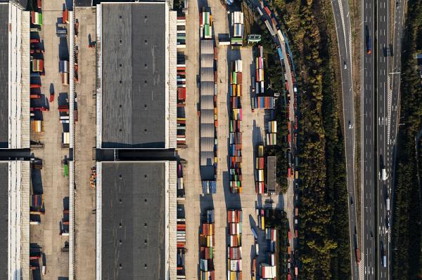 商品太陽能發電機組經綿陽市選用輪船快遞到