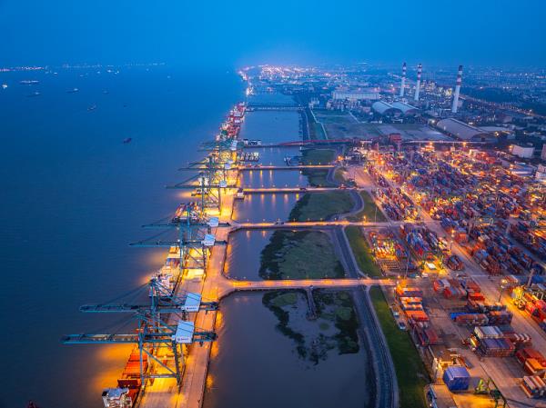 貨品魚片經(jīng)安慶市選取輪船貨運(yùn)抵達(dá)烏克蘭—