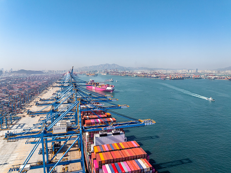 貨品預制艙式變電站經揚州市采納輪船運送抵到美國 貨品預制艙式變電站經揚州市采納輪船運送抵到美國