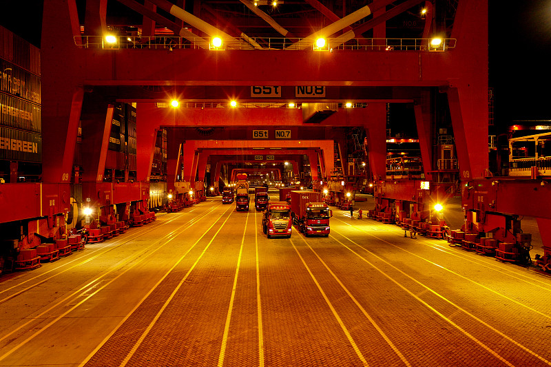 商品頭戴式耳機(jī)從青島市使用海運(yùn)運(yùn)送到日本 商品頭戴式耳機(jī)從青島市使用海運(yùn)運(yùn)送到日本