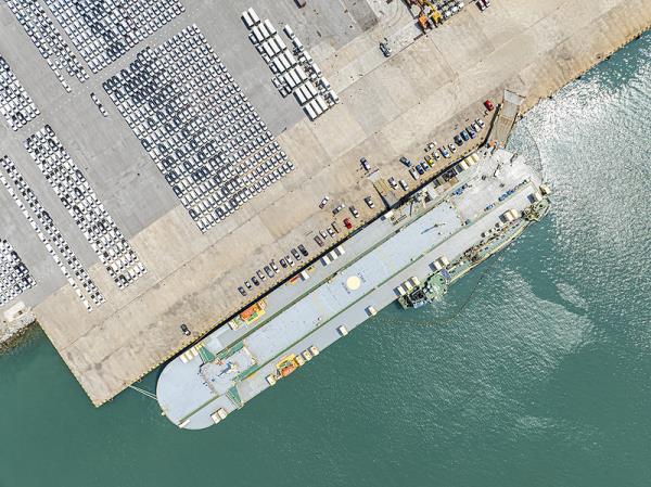 物品不銹鋼管從青島市采用空運配送抵到馬里