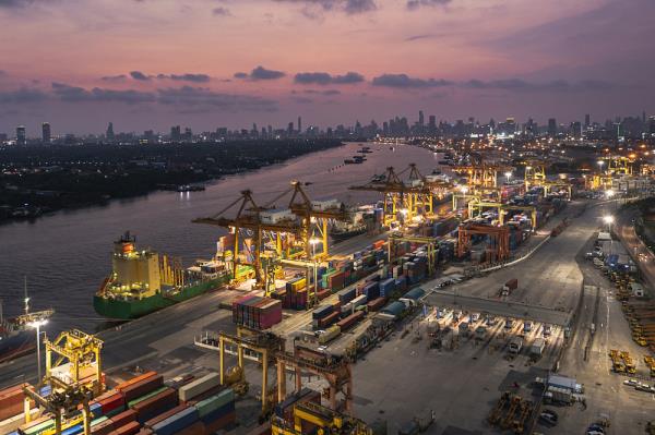 物品冷軋卷板經杭州市采用輪船配送抵到伊朗