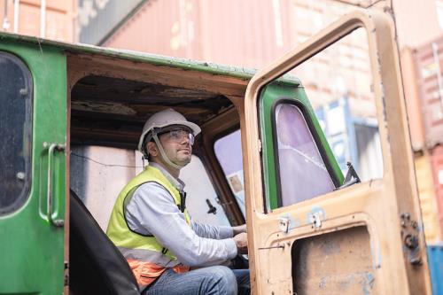 出口國交貨的貿(mào)易術(shù)語_外貿(mào)術(shù)語_外貿(mào)知識(shí)網(wǎng)