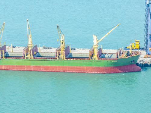 裝運(yùn)港船上交貨價(jià)）_外貿(mào)術(shù)語(yǔ)_外貿(mào)知識(shí)網(wǎng)