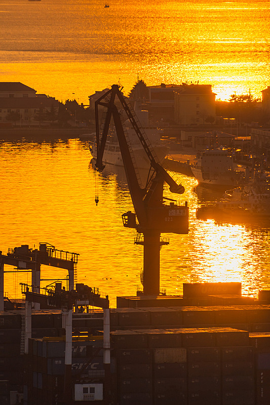 貿(mào)易中必須注意的六大術(shù)語問題