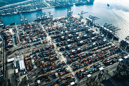 CIF: Cost,Insurance and Freight 成本、保