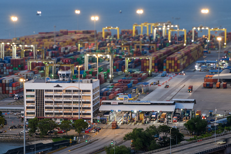 中歐班列同傳統(tǒng)的海運(yùn)相比有什么優(yōu)勢(shì)？