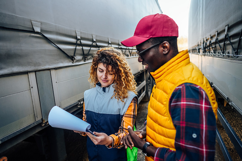 如何選擇合適的提單？聯運提單與其他特殊提單的比較