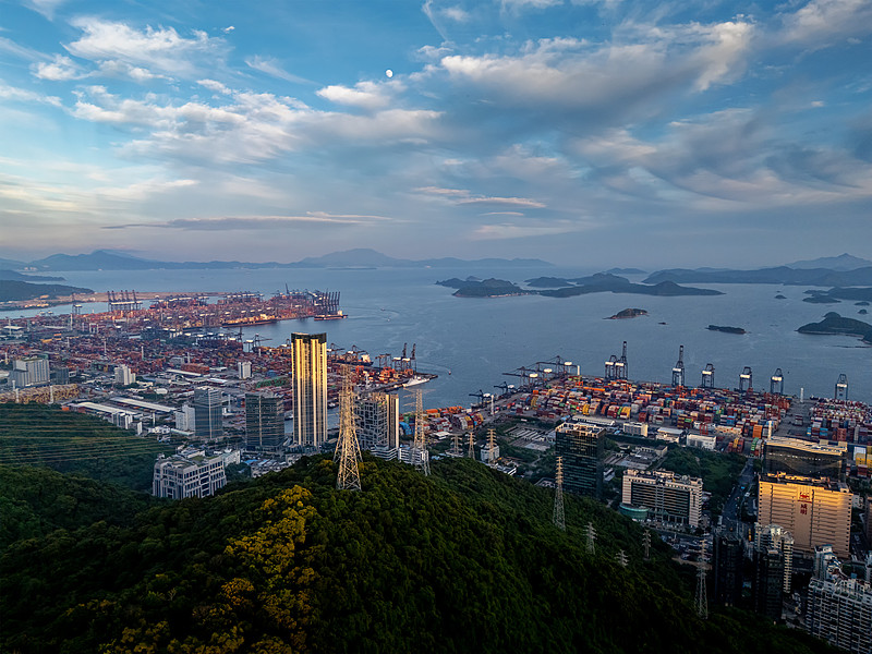 港口費(fèi)沖擊,新加坡成最大贏家? 港口費(fèi)沖擊,新加坡成最大贏家?