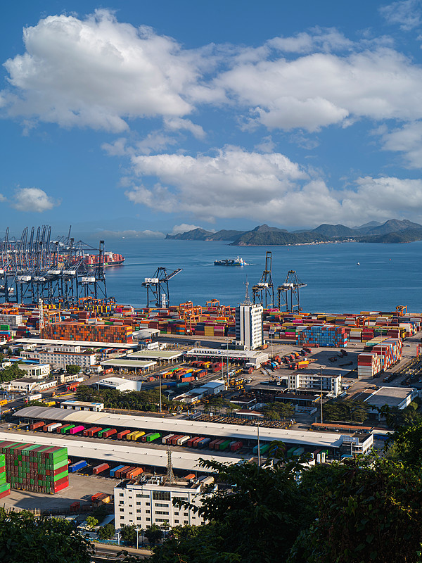 快遞投遞“卡在最后一百米”,怎么破