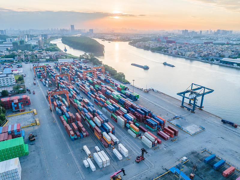 需求疲軟+關(guān)稅影響：奧克蘭港6月份集裝箱量下降